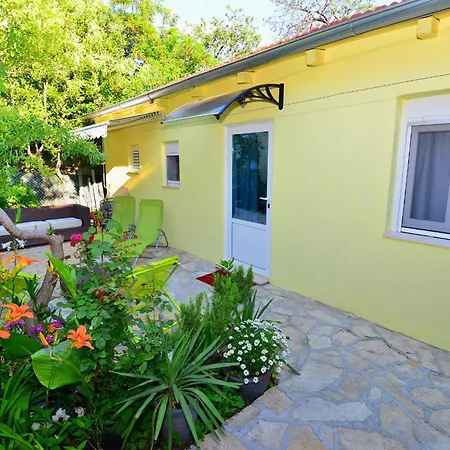 Veky 3 Apartament *